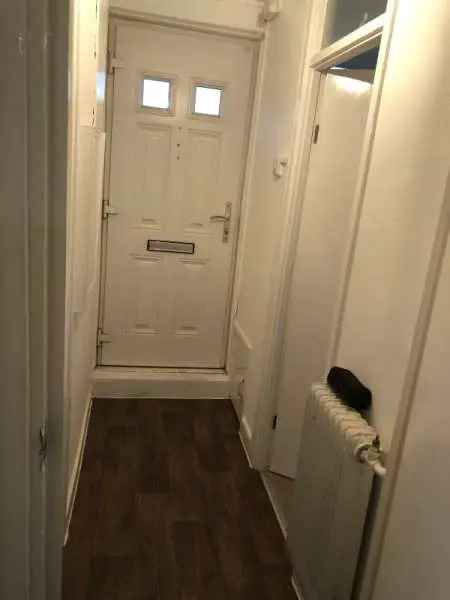 1st Floor Flat Zone 1 Shoreditch Old Street Station Right to Buy