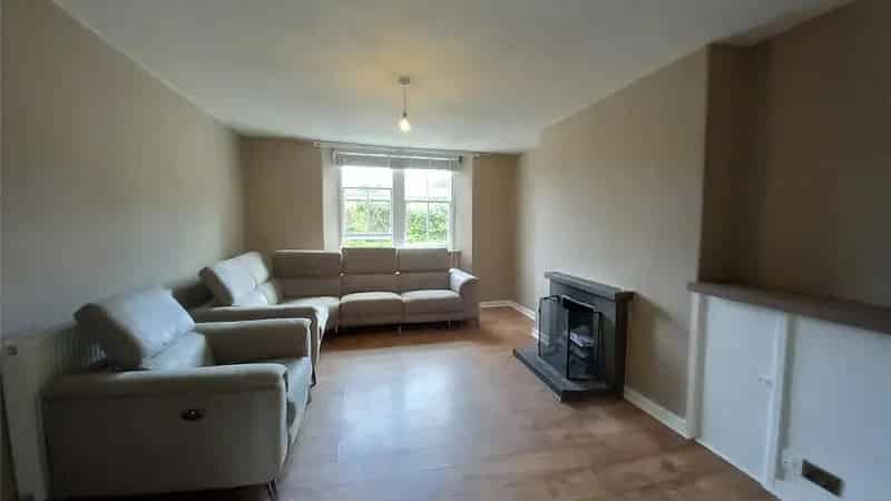 2-Bedroom Cottage in Rural Location