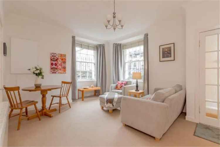 1 Bed Flat - Maindoor with 1 Reception Room