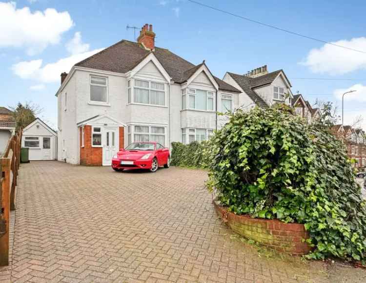 3 Bedroom Semi Detached House Folkestone Kent