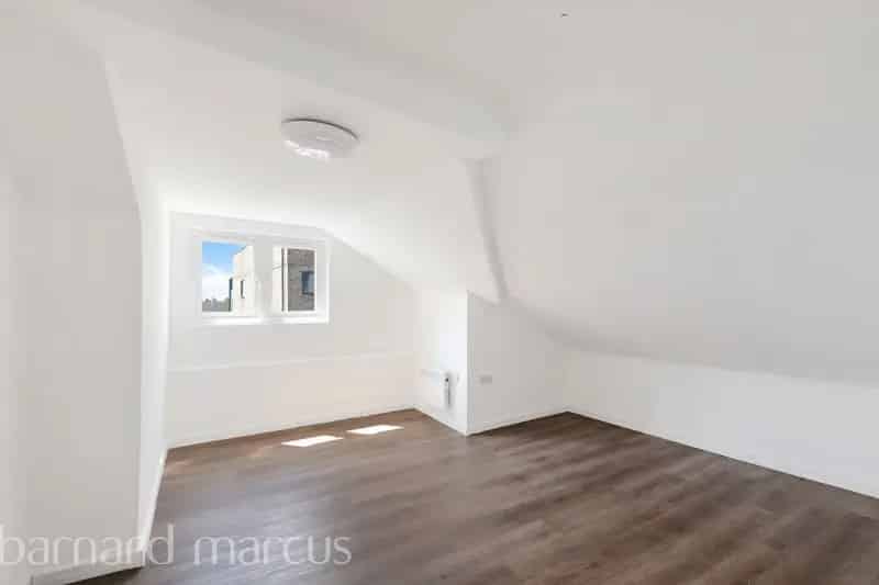 Flat For Rent , London, England