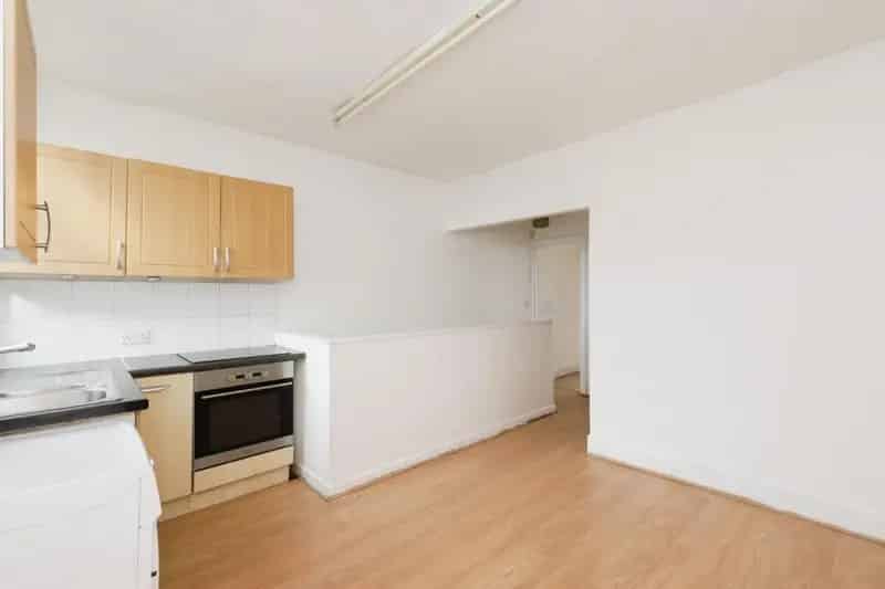 1 Bedroom Flat for Sale in Woodseats Sheffield