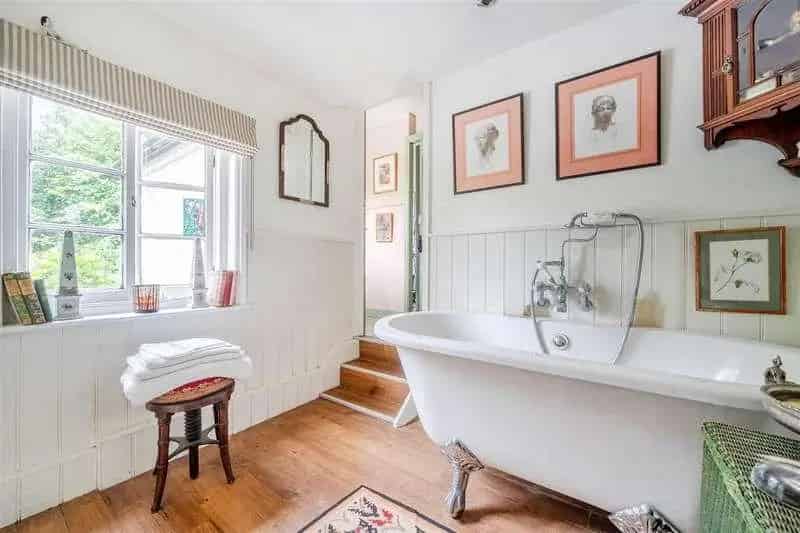 2 Bed Cottage South Downs National Park Mature Gardens Garden Studio Garage Driveway Parking No Onward Chain
