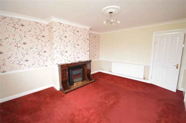 House For Sale in Leeds, England