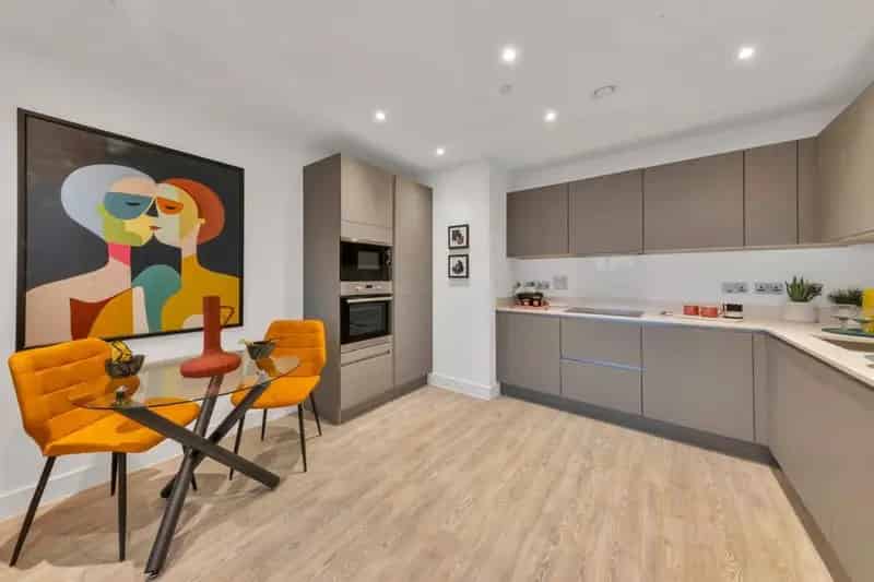 1 Bedroom Apartment for Sale