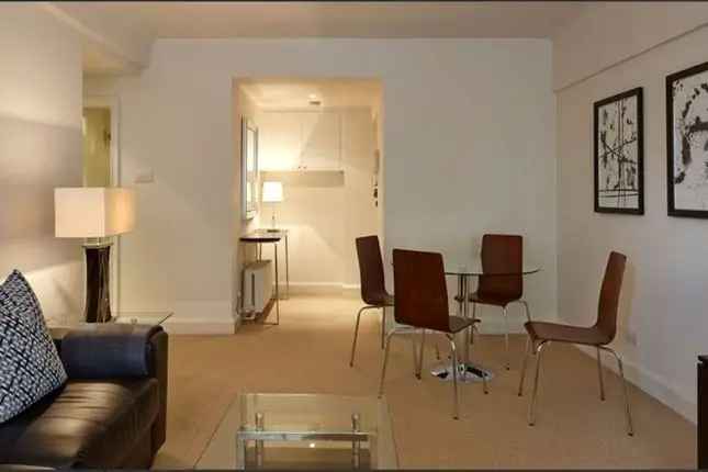 Flat to rent in Pelham Court, Fulham Road, Chelsea, London SW3