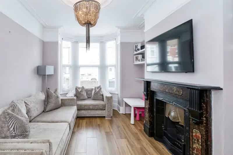 Spacious 3-Bed Family Home in North End