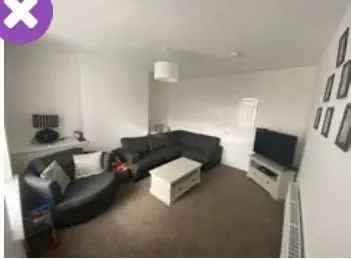 House For Rent in Burnley, England