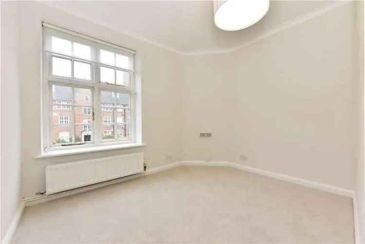 3 bed flat for sale