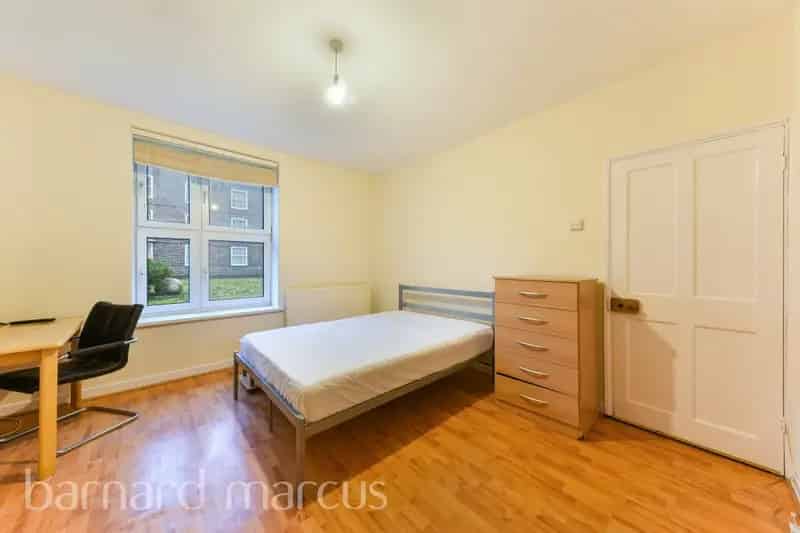 3 Double Bedroom Apartment near Larkhall Park Wandsworth
