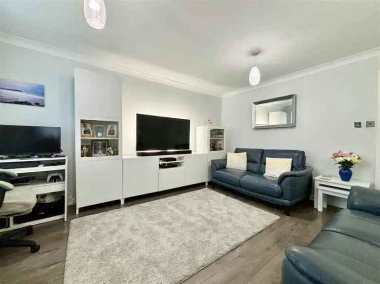 3 Bedroom Semi Detached House For Sale Westwood Park