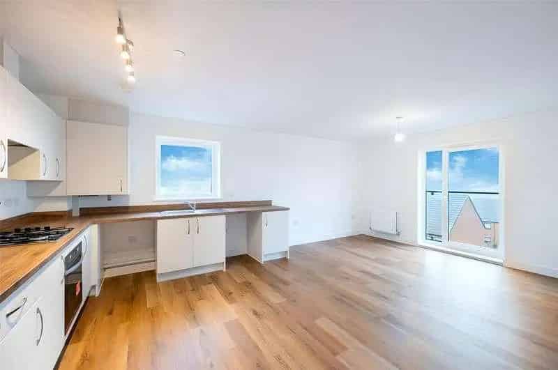 2 Bed Flat for Sale in Exeter with Countryside Views