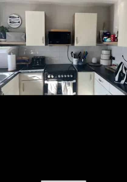 1-Bed House in Bradmore Wolverhampton Modern Kitchen and Bathroom