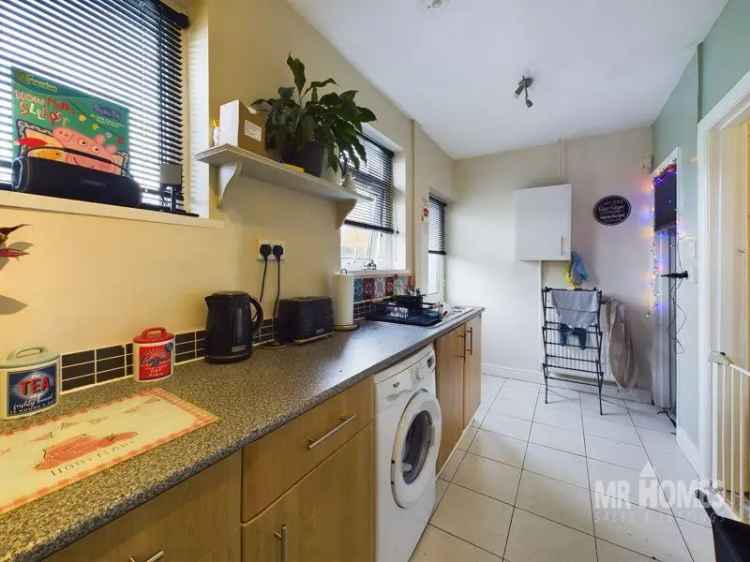 2 bedroom end of terrace house for sale