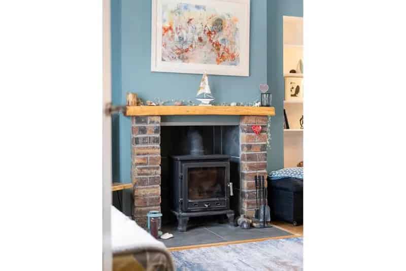 3 Bed House - Terraced with 2 Reception Rooms