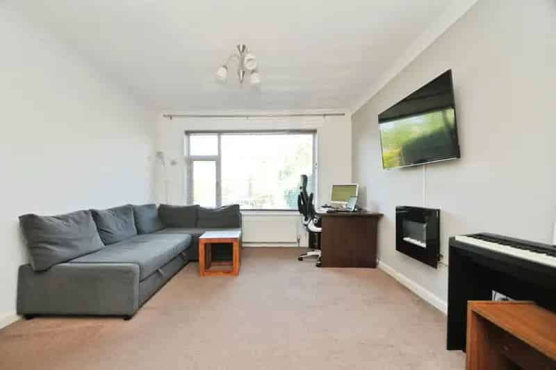 3 Bedroom Semi-Detached Home in Harrogate