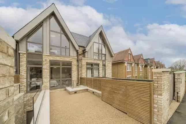 Luxury 5-Bed Semi-Detached House for Sale Cottenham Park Road SW20