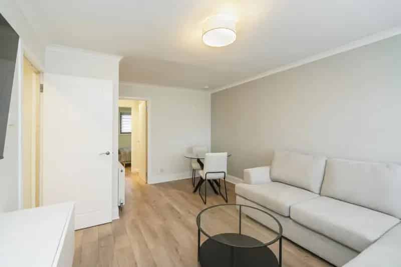 1 bedroom Flat
 To Rent