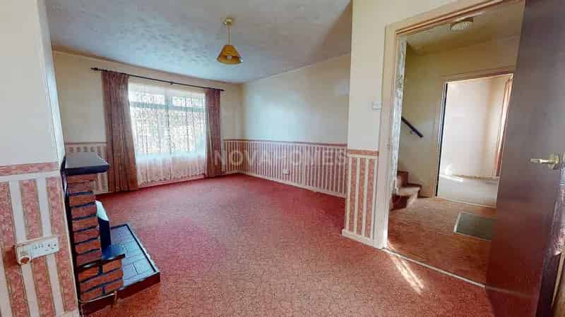 3 Bedroom Terraced House To Rent