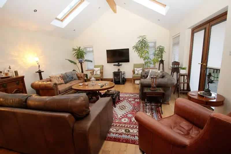 4 Bedroom Bungalow For Sale
