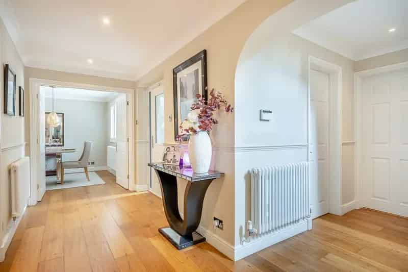 4 Bedroom Detached House Collingtree Park Golf Course Views