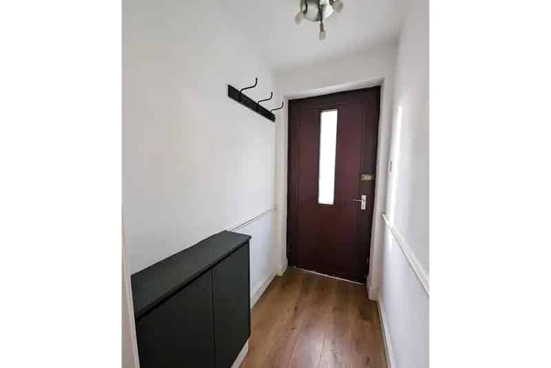 2 Bed Flat Ground Floor Dumfries Private Courtyard