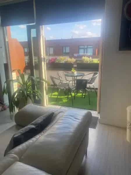 New Build Apartment Near Hampstead Heath