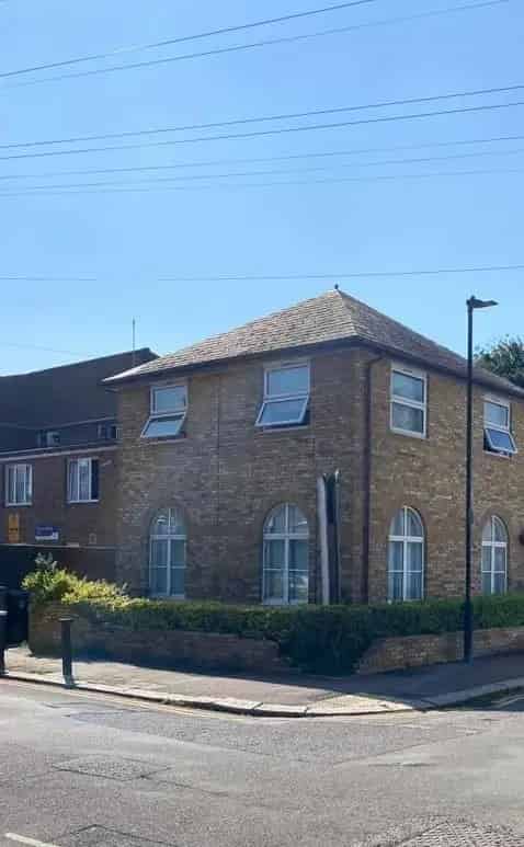 Two-Storey Building with Redevelopment Potential in Tottenham