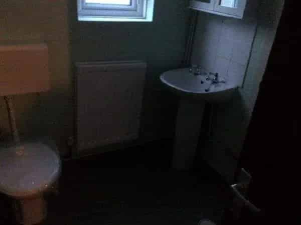 Disabled Bungalow Large Garden 2 Double Bedrooms Near Schools