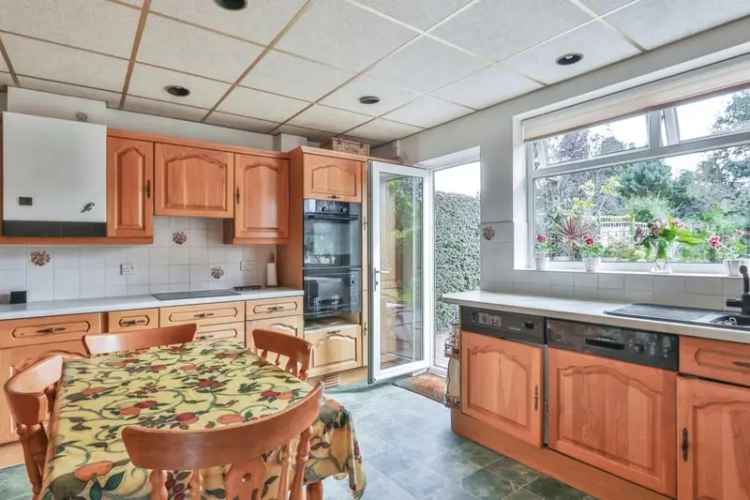 4 Bedroom Detached House for Sale Near Winton and Charminster