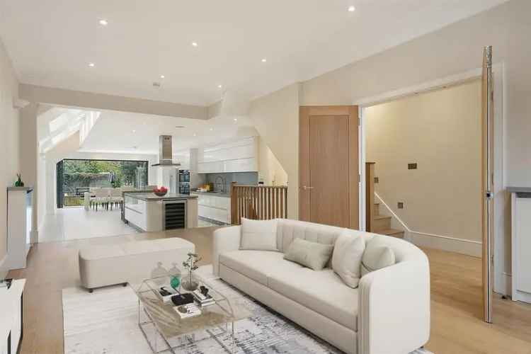 Terraced House for sale with 4 bedrooms, Kenyon Street, London