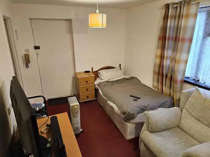 Studio for Sale
