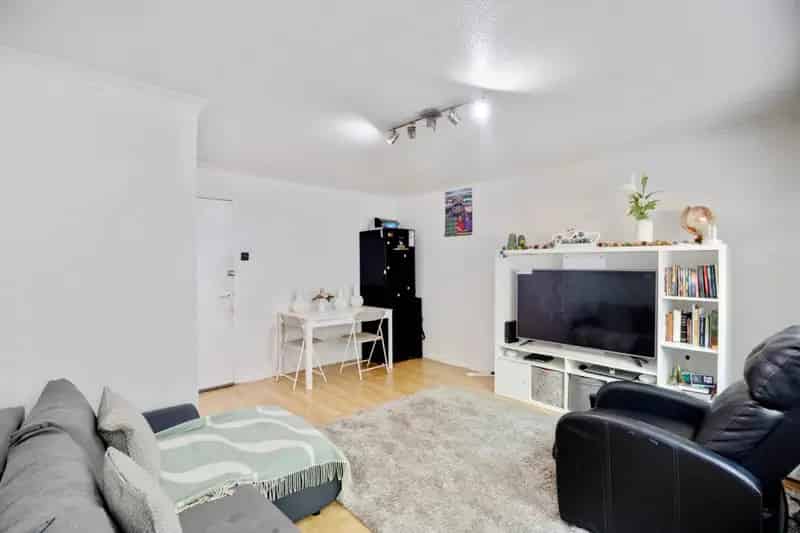 2 Bedroom Semi Detached House to Rent