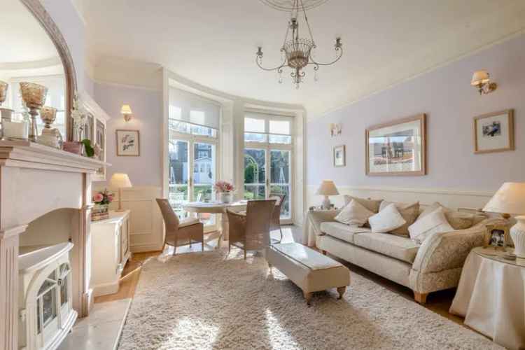 Cromer Grade II Listed House 4 Beds Family Home Near Beach