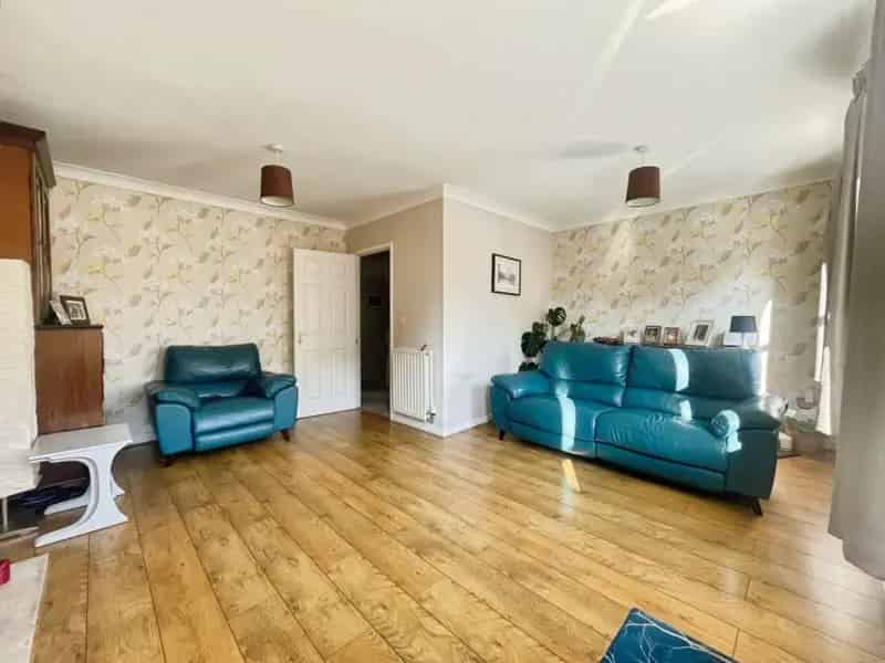 4 Bedroom Family Home For Sale Near Farsley