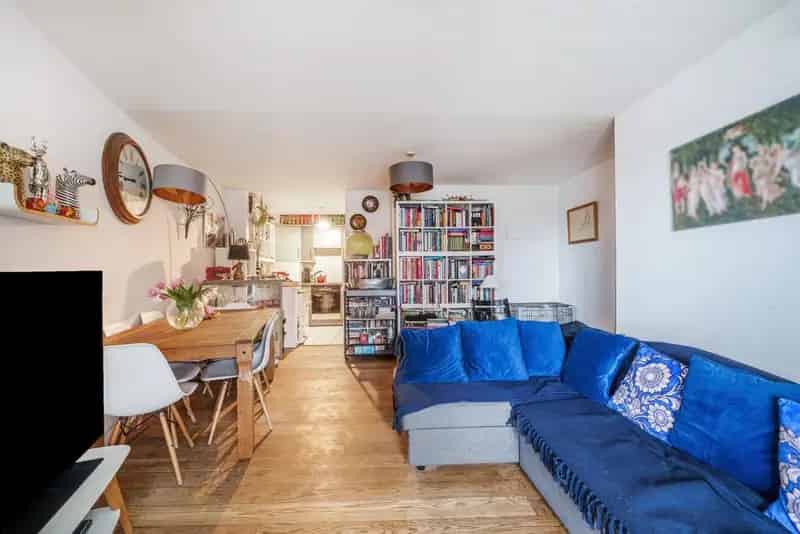 Two Bedroom Apartment near Acton Gated Development Parking Chain Free