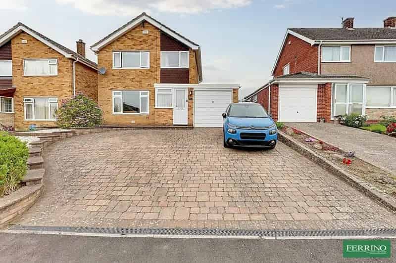 3 Bedroom Detached House for Sale