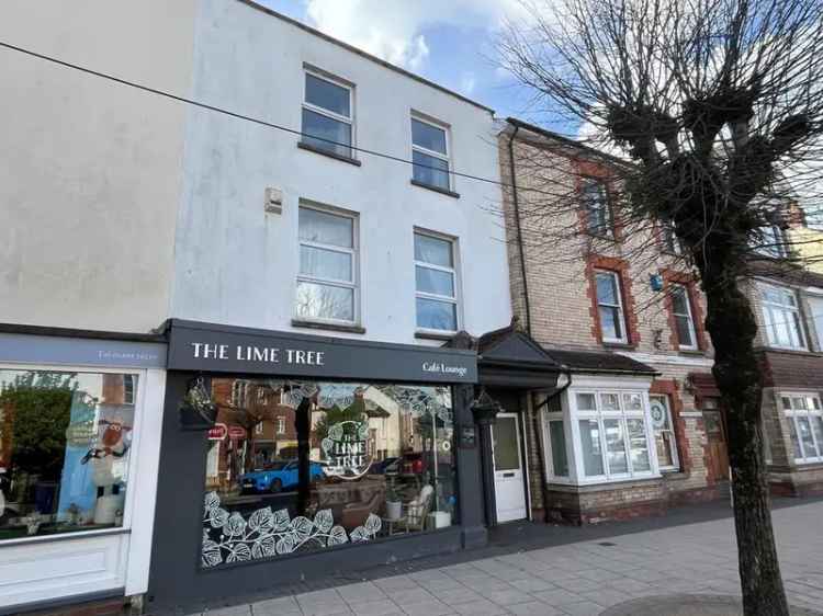 Cafe with Flat Above for Sale in Cullompton