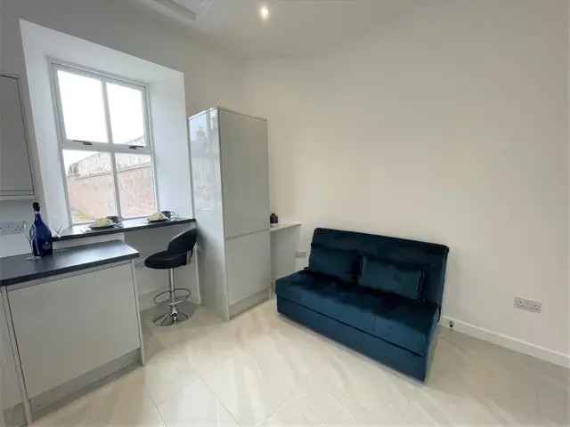 1 bedroom end-terraced house for sale