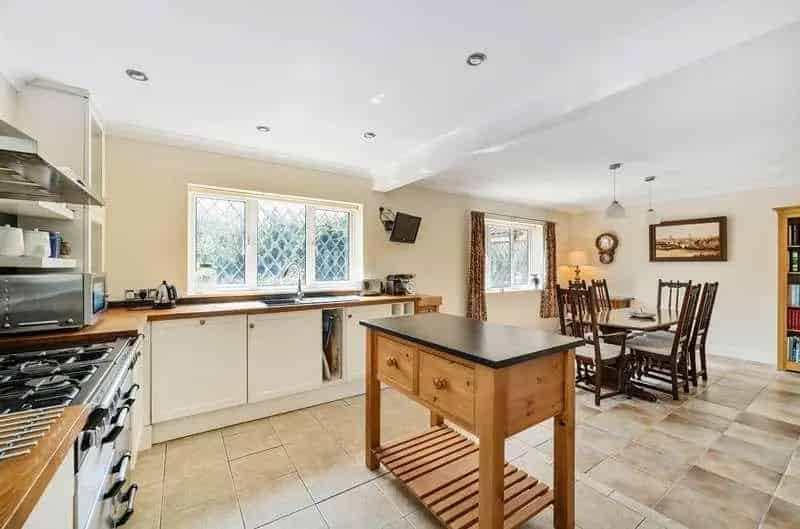 4 Bed Detached House For Sale Double Garage South Facing Garden