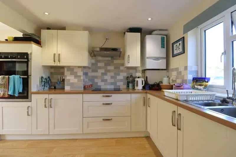 3 Bed House for Sale in Aldbourne