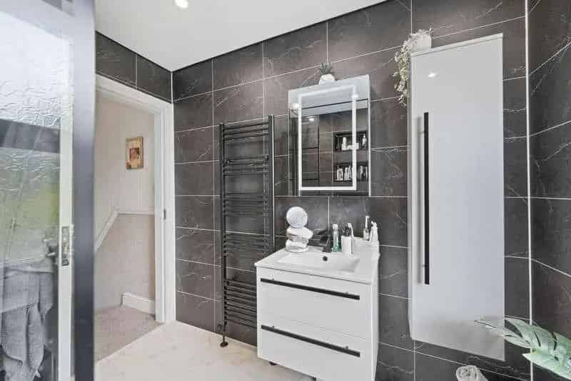 2 Bed House for Sale Near Amenities