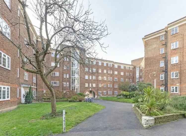 West Hampstead Apartment Near Stations Double Bedroom Modern Kitchen