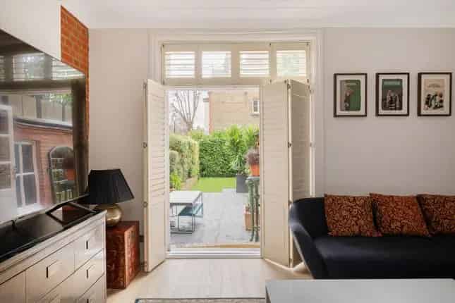 End terrace house for sale in Bath Road, London W4