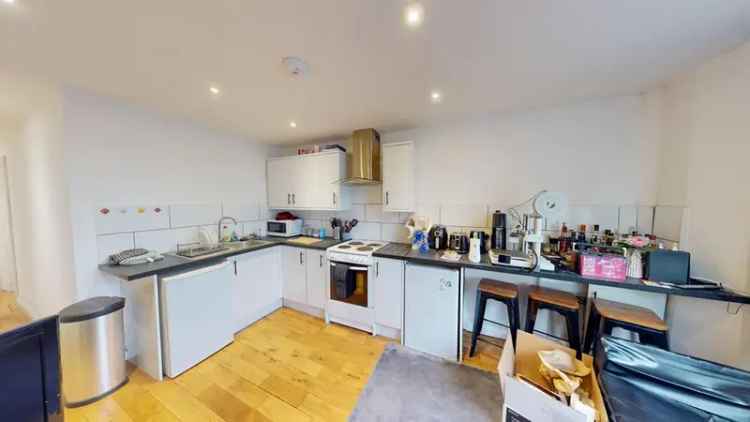 2 Bedroom Flat to Rent in Brighton