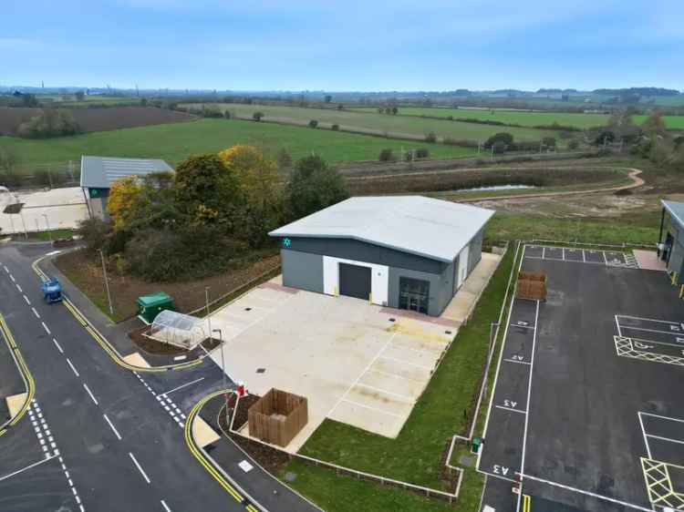 Warehouse To Let 4510sqft Beauchamp Business Park