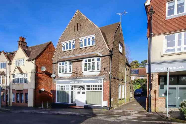 2 2-Bed Flats & Commercial Unit Hindhead 7.1% Yield