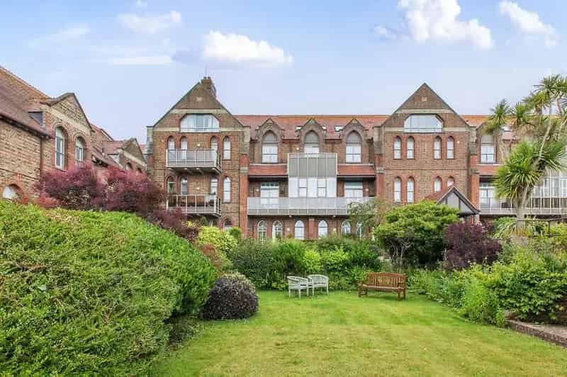 3 Bedroom Apartment for Sale in Prestigious Gated Community