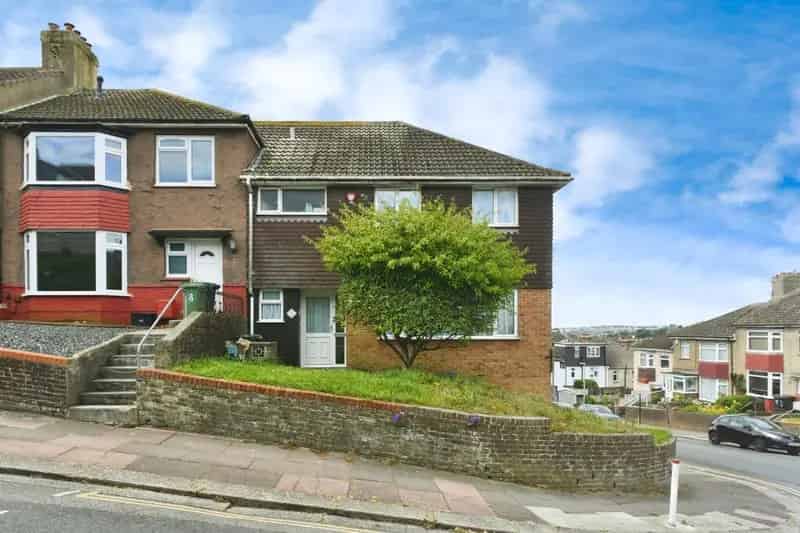 4 Bedroom Detached House for Sale in Brighton