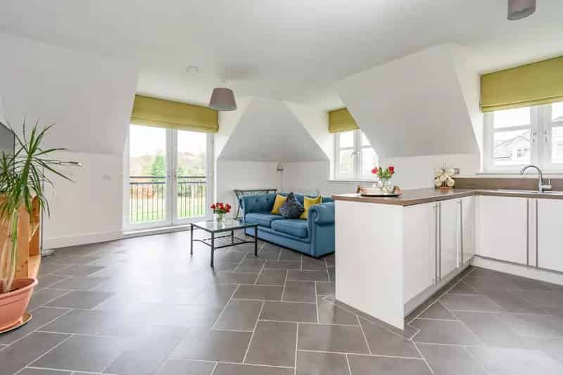 2 Bedroom Flat for Sale in Edinburgh